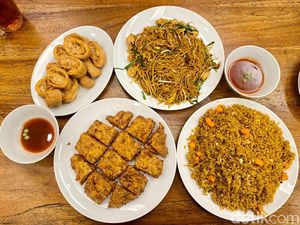 Bakmi Salemba 43 : Renyah Gurih Fuyunghai dan Lumpia Shanghai Klasik Bakmi Salemba 43 : Renyah Gurih Fuyunghai dan Lumpia Shanghai Klasik