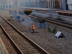 Bekas Track Circuit Stasiun Angke Terbakar, KAI Selidiki Penyebabnya