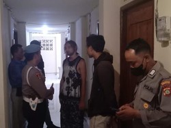 Polisi Ciduk Bule Rusia yang Ngamuk-Rusak Kamar Kos di Jimbaran