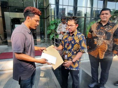 Desak KPK Tuntaskan Suap-Gratifikasi ke KPU Pusat