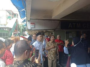 Legislator PDIP DKI Tinjau Blok G Tanah Abang, Pedagang Curhat Pasar Mati Legislator PDIP DKI Tinjau Blok G Tanah Abang, Pedagang Curhat Pasar Mati