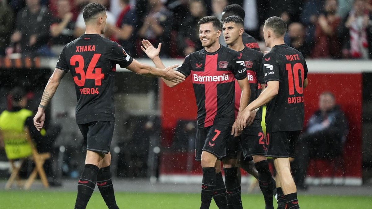 Bayer Leverkusen tampil mengerikan bersama Xabi Alonso (Foto: AP/Martin Meissner)