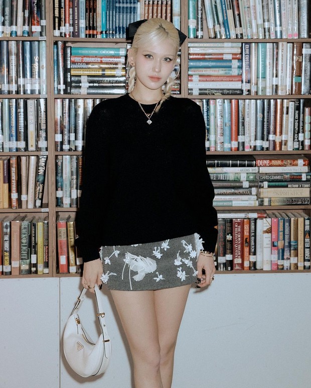 Jeon Somi/ Foto: instagram.com/somsomi0309 Jeon Somi gaya rambut twist braids