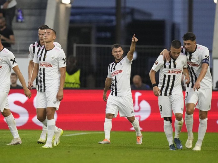 Liverpool mesti kerja lebih keras saat bertamu ke markas LASK pada matchday I Liga Europa 2023/2024. Liverpool mesti comeback sebelum menang dengan skor 3-1. Pertandingan antara LASK vs Liverpool digelar di Raiffeisen Arena, Jumat (22/9/2023) dinihari WIB.