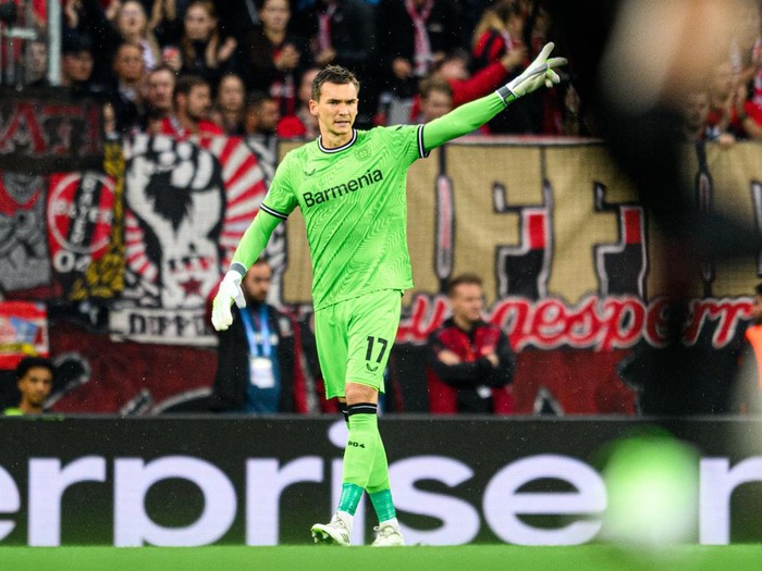 Kiper Bayer Leverkusen, Matej Kovar,  tampil untuk pertama kalinya saat Die Werkself menjamu Hacken di Liga Europa, Kamis (21/9/2023).