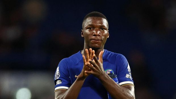 Soccer Football - Premier League - Chelsea v Luton Town - Stamford Bridge, London, Britain - August 25, 2023 Chelsea's Moises Caicedo celebrates after the match Action Images via Reuters/Andrew Boyers EDITORIAL USE ONLY. No use with unauthorized audio, video, data, fixture lists, club/league logos or 'live' services. Online in-match use limited to 75 images, no video emulation. No use in betting, games or single club /league/player publications.  Please contact your account representative for further details.