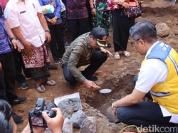 Jebol Sejak Januari, Jembatan Bakung Buleleng Baru Diperbaiki Sekarang