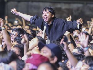 Suasana Meriah Pestapora 2023 Hari Kedua dengan Semua Generasi! Suasana Meriah Pestapora 2023 Hari Kedua dengan Semua Generasi!