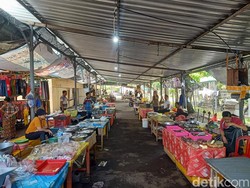 Pedagang Pasar Umum Negara Ngeluh Sepi Pembeli di Tempat Relokasi