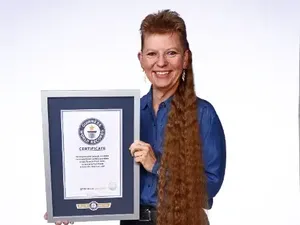 Ini Wanita dengan Rambut Mullet Terpanjang, Pecahkan Rekor Guinness Ini Wanita dengan Rambut Mullet Terpanjang, Pecahkan Rekor Guinness