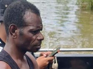 Tampang Anggota KKB Anak Buah Egianus Ditangkap Usai Tarik Uang di Bank Papua Tampang Anggota KKB Anak Buah Egianus Ditangkap Usai Tarik Uang di Bank Papua