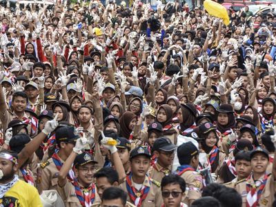 Aksi Bersih-bersih Pelajar Se-Tasikmalaya di World Cleanup Day