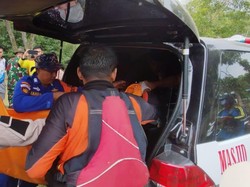 Balita di Batam Hanyut Terjatuh di Parit Ditemukan Meninggal