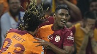 Akhir pekan ini UEFA juga menobatkan gol yang dicetak Tete ke gawang FC Copenhagen itu menjadi yang terbaik di pekan pertama UCL 2023/2024. Foto: AP/Francisco Seco  