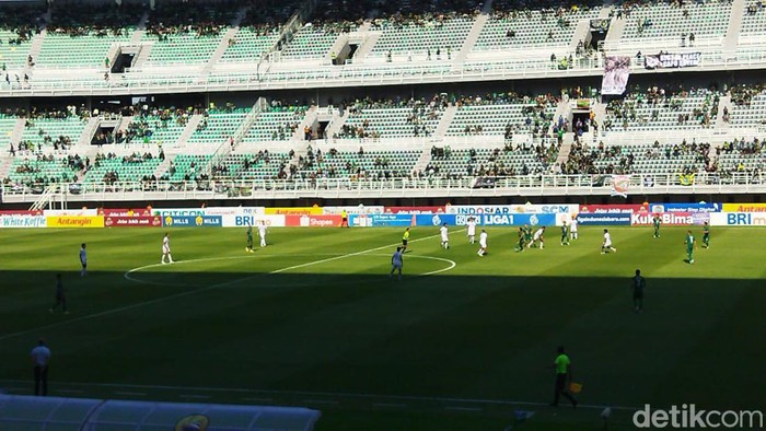 Laga Persebaya vs Arema FC