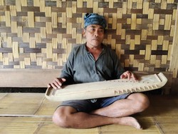Kisah Seniman Baduy Tak Lelah Kenalkan Seni Tradisi Pada Generasi Muda