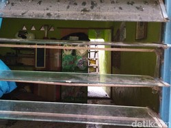 Cerita Pilu Nenek di Rawamangun Rumahnya Terbakar, Barang-barang Hangus