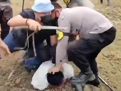 Ricuh Eksekusi Lahan di Lampung Tengah, Polisi Injak Kepala Warga