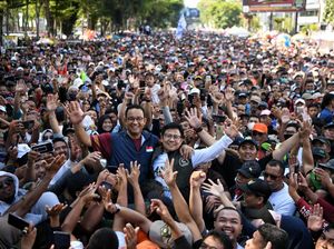 Cak Imin Sambut Antusias Warga Makassar: Saya Tangkap Energi Perubahan Cak Imin Sambut Antusias Warga Makassar: Saya Tangkap Energi Perubahan