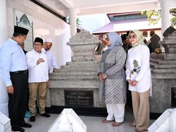 Prabowo Usul Pindahkan Makam Diponegoro ke Yogya, Anies Bilang Begini