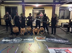 Polisi Gerebek 6 Kelompok Gangster di Depok, 5 Orang Diamankan