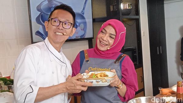 Seru! Kemeriahan Cooking Class Hidangan Khas Bangka Bersama Chef Eddrian Tjhia