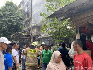 Toko Laundry di Rusun Petamburan Kebakaran, Diduga Korsleting Listrik Toko Laundry di Rusun Petamburan Kebakaran, Diduga Korsleting Listrik