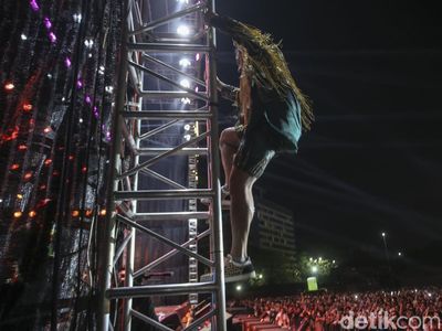 Lagi, Nassar Panjat Panggung Pestapora