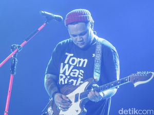 Virgoun Diciduk Polisi gegara Narkoba Jelang Konser, Promotor Buka Suara Virgoun Diciduk Polisi gegara Narkoba Jelang Konser, Promotor Buka Suara