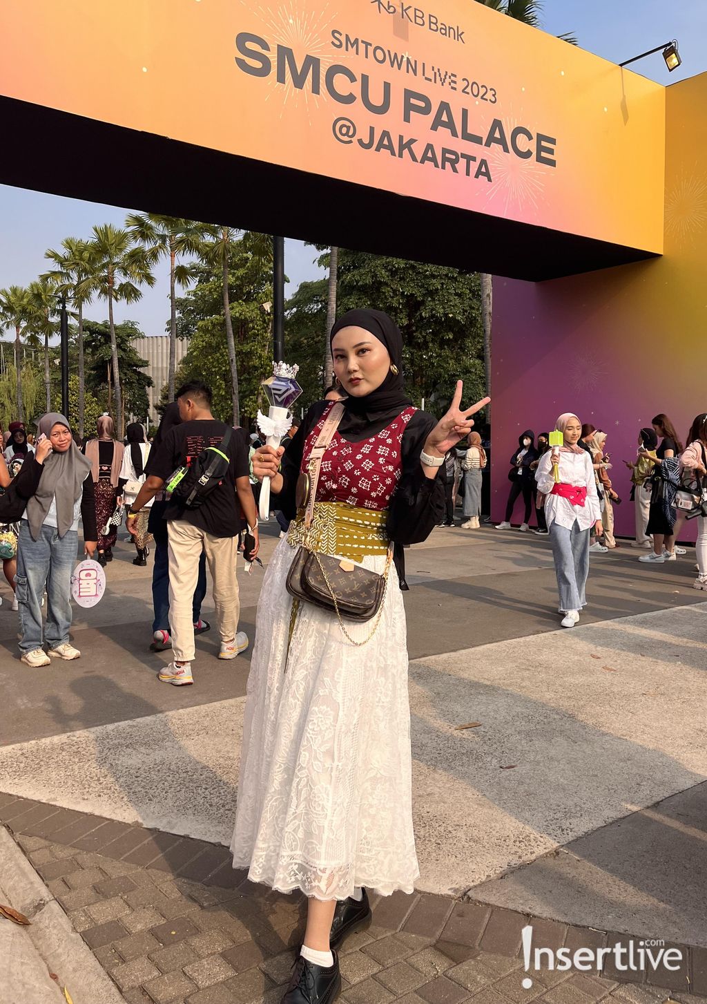 Batik OOTD for SMTOWN concert attendees in Newsdelivers.com 2023