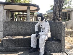 Merinding! Patung Pilot di Makam Belanda Surabaya Konon Bisa Gerak-Kedip