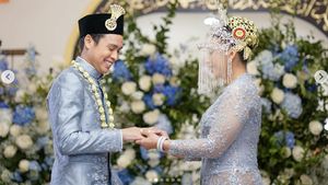 Cantiknya Atheera Putri Sandiaga Berkebaya Melayu Riau saat Menikah di New York