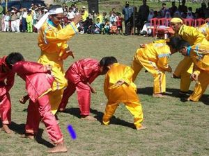 Mpaa Ntumbu, Tradisi Unik Adu Kepala dari Bima NTB Mpaa Ntumbu, Tradisi Unik Adu Kepala dari Bima NTB
