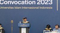Potret Academic Convocation UIII Sambut Mahasiswa Baru, Dihadiri Jusuf Kalla
