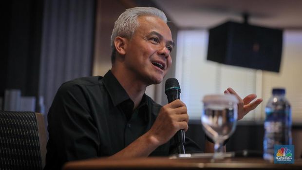 Bakal Calon Presiden (Bacapres), Ganjar Pranowo berkunjung ke Gedung Trans Media Tendean, Jakarta, Senin (25/9/2023). (CNBC Indonesia/Faisal Rahman)