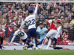 Arsenal vs Tottenham yang bertajuk Derby London Utara tersaji di Emirates Stadium pada laga lanjutan Liga Inggris, Minggu (24/9). Arsenal unggul lebih dulu dari bunuh diri Cristian Romero di menit ke-26.  