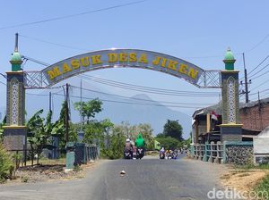 Warga Jiken Dilarang Nikahi Orang Randegan Sidoarjo yang Pantang Jual Nasi Warga Jiken Dilarang Nikahi Orang Randegan Sidoarjo yang Pantang Jual Nasi