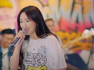 Lirik Lagu Apik Happy Asmara, Wis Pada Gedene, Pada Dewasane Lirik Lagu Apik Happy Asmara, Wis Pada Gedene, Pada Dewasane