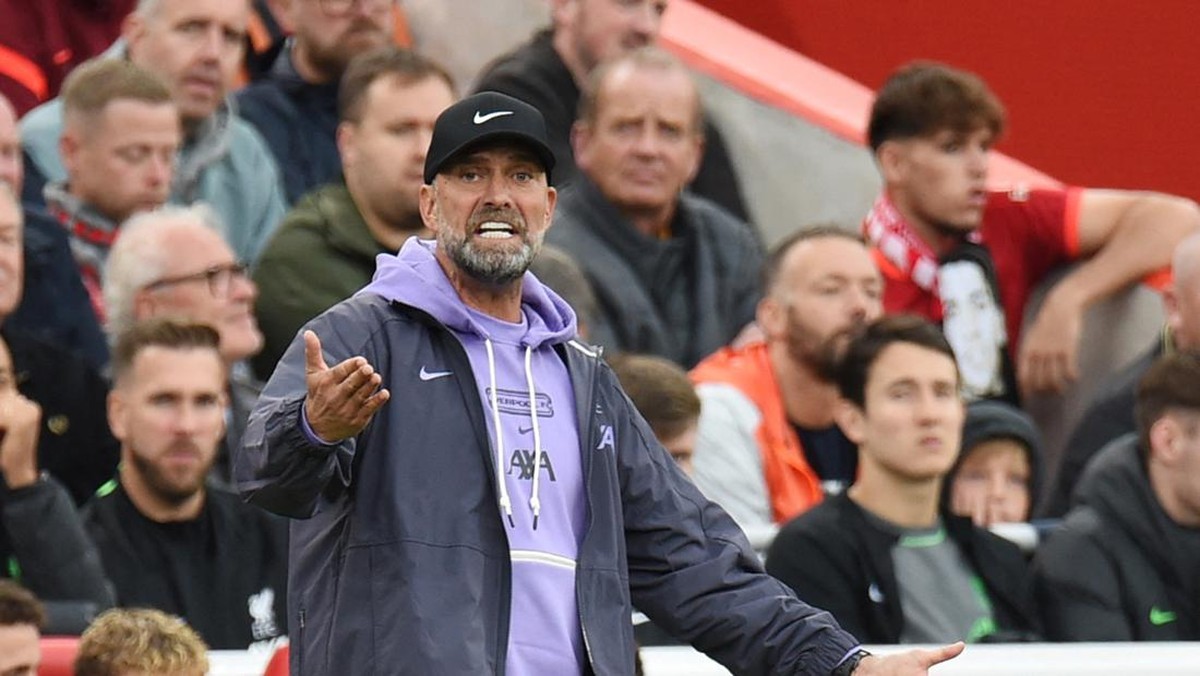 Juergen Klopp akui West Ham United menyulitkan (REUTERS/PETER POWELL)