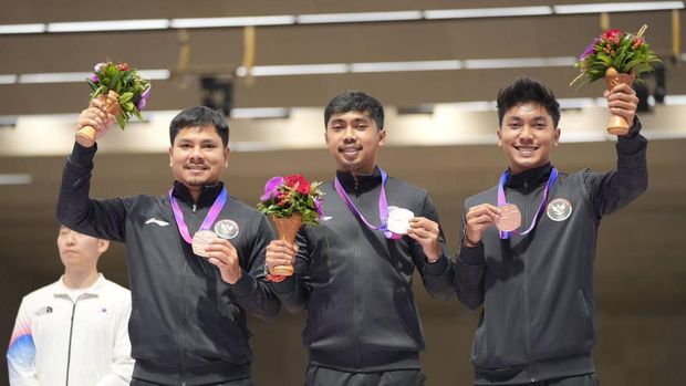 Muhammad Sejahtera Dwi Putra, atlet Menembak yang mempersembahkan medali emas pertama Indonesia di Asian Games 2023..