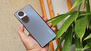 Penampakan Oppo Reno 10 5G, HP Harga Rp 6 Juta yang Menggoda