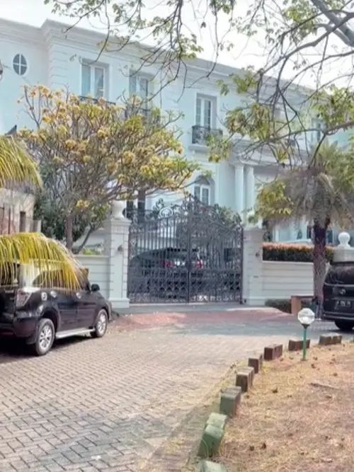 Rumah Otto Hasibuan