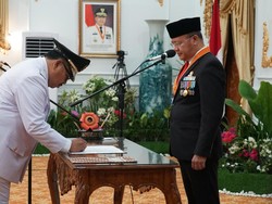 Sekda Arif Gunadi Dilantik Jadi Pj Wali Kota Bengkulu