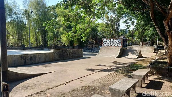 Penampakan Skatepark Jembrana yang Jadi Tempat Berak Sembarangan