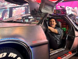 7 Foto Thariq Halilintar Usai Digosipkan Pacari Aaliyah, Makin Berkharisma