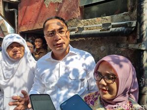 Walkot Eri Target Zero Pernikahan Dini di Surabaya Walkot Eri Target Zero Pernikahan Dini di Surabaya