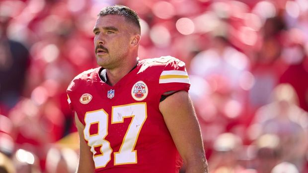 KANSAS CITY, MO - SEPTEMBER 24: Travis Kelce #87 of the Kansas City Chiefs looks on before kickoff against the Chicago Bears at GEHA Field at Arrowhead Stadium on September 24, 2023 in Kansas City, Missouri. (Photo by Cooper Neill/Getty Images)