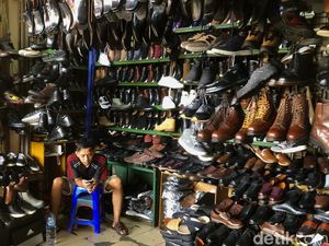 Babak Belur Taman Puring Sang Primadona Sepatu Murah