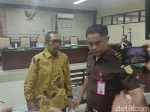 Eks Wakil Ketua DPRD Jatim Sahat Tua Simanjuntak Divonis 9 Tahun Penjara