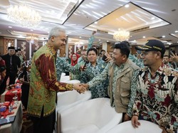 Pesan Ganjar ke Kades di Rakernas PAPDESI: Makmurkan Desa-Jangan Korupsi